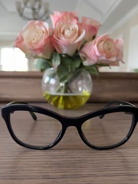 PRADA Black Cat-Eye Glasses VPR 29R (authentic)